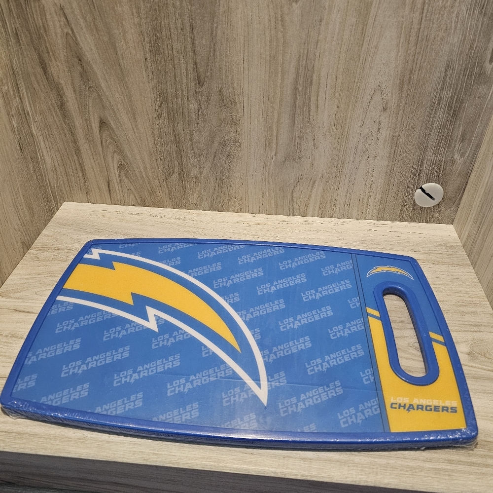 Los Angeles Chargers Cutting Board, Kitchen NFL Tailgating